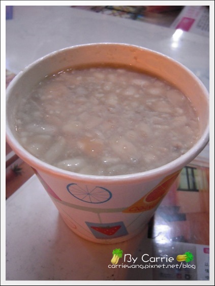 花蓮美食|炸蛋蔥油餅|黃色發財車PK藍色發財車,同場加映廟口鋼管紅茶 @飛天璇的口袋 花蓮美食|炸蛋蔥油餅|黃色發財車PK藍色發財車,同場加映廟口鋼管紅茶 @飛天璇的口袋