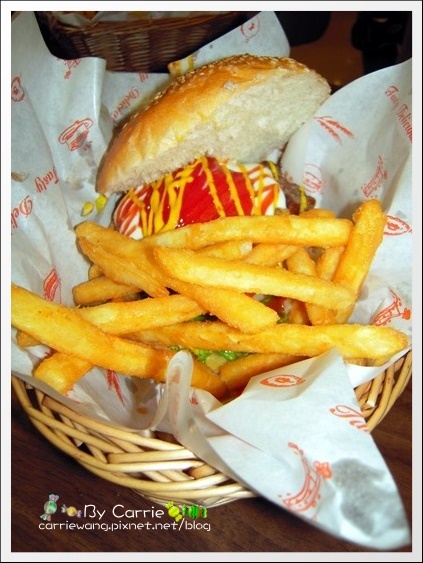 【台中美式餐廳】夏威夷51美式餐廳.Hawaii51 corner restaurant & bar @飛天璇的口袋 【台中美式餐廳】夏威夷51美式餐廳.Hawaii51 corner restaurant & bar @飛天璇的口袋