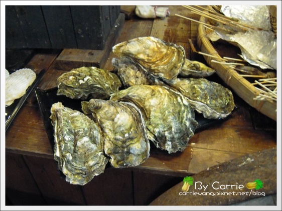 花蓮旅遊|自強夜市必吃小吃美食推薦|第一家烤肉串+北港春捲+妙不可言果汁店+蔣家官財板 @飛天璇的口袋 花蓮旅遊|自強夜市必吃小吃美食推薦|第一家烤肉串+北港春捲+妙不可言果汁店+蔣家官財板 @飛天璇的口袋