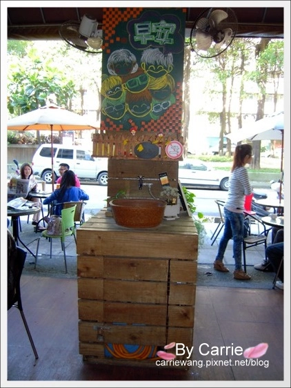 【台中早午餐】三角函數早午餐店.Brunch&Cafe @飛天璇的口袋 【台中早午餐】三角函數早午餐店.Brunch&Cafe @飛天璇的口袋