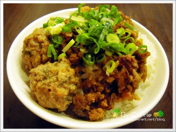 【台中第二市場】必吃小吃美食推薦。嵐肉燥專賣店+立偉麵食+天天饅頭 @飛天璇的口袋 【台中第二市場】必吃小吃美食推薦。嵐肉燥專賣店+立偉麵食+天天饅頭 @飛天璇的口袋