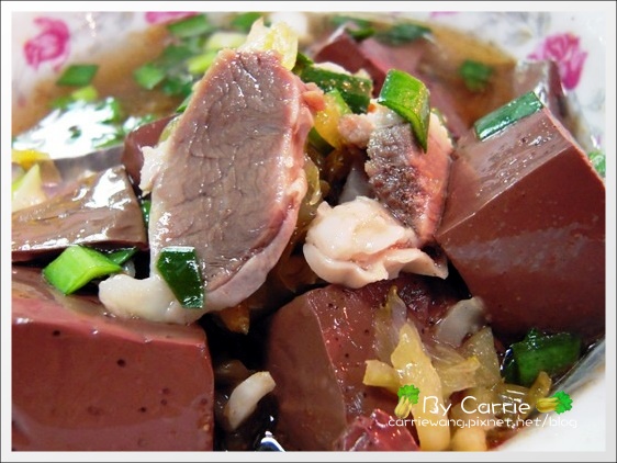 【台中第二市場】必吃小吃美食推薦。嵐肉燥專賣店+立偉麵食+天天饅頭 @飛天璇的口袋 【台中第二市場】必吃小吃美食推薦。嵐肉燥專賣店+立偉麵食+天天饅頭 @飛天璇的口袋