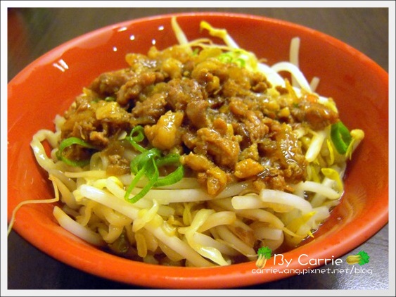 【台中第二市場】必吃小吃美食推薦。嵐肉燥專賣店+立偉麵食+天天饅頭 @飛天璇的口袋 【台中第二市場】必吃小吃美食推薦。嵐肉燥專賣店+立偉麵食+天天饅頭 @飛天璇的口袋