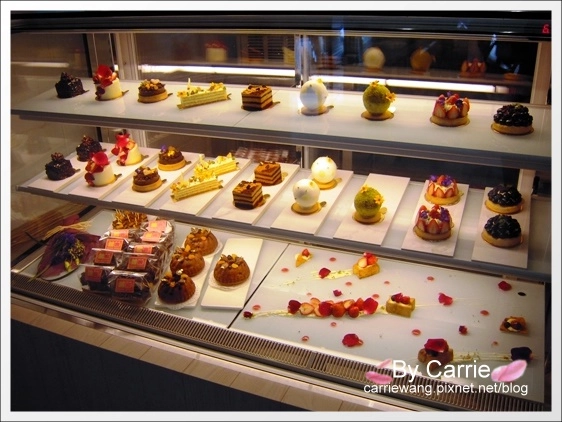 【台中下午茶】小梗甜點咖啡.Terrier Sweets。很清爽的蛋糕甜點 @飛天璇的口袋 【台中下午茶】小梗甜點咖啡.Terrier Sweets。很清爽的蛋糕甜點 @飛天璇的口袋