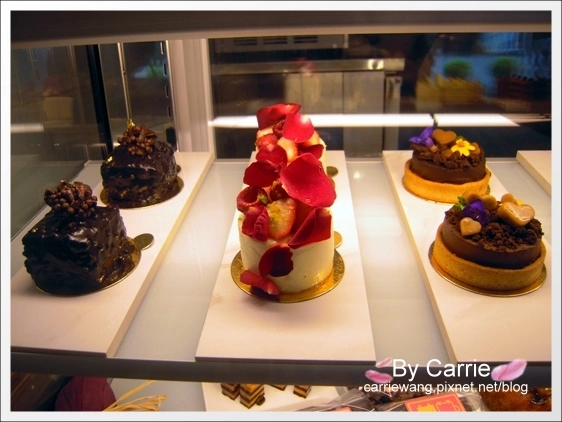 【台中下午茶】小梗甜點咖啡.Terrier Sweets。很清爽的蛋糕甜點 @飛天璇的口袋 【台中下午茶】小梗甜點咖啡.Terrier Sweets。很清爽的蛋糕甜點 @飛天璇的口袋