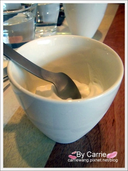 【台中下午茶】小梗甜點咖啡.Terrier Sweets。很清爽的蛋糕甜點 @飛天璇的口袋 【台中下午茶】小梗甜點咖啡.Terrier Sweets。很清爽的蛋糕甜點 @飛天璇的口袋