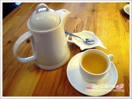 兔子洞甜點工作室.Rabbit Hole:台中美術館商圈,下午茶甜點的好去處 @飛天璇的口袋 兔子洞甜點工作室.Rabbit Hole:台中美術館商圈,下午茶甜點的好去處 @飛天璇的口袋