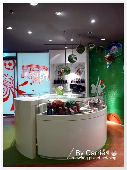 【桃園旅遊景點】為倫敦奧運喝采,「可口可樂世界」推出「奧運之旅」活動 ☆文末有抽獎活動☆(得獎名單已公佈) @飛天璇的口袋 【桃園旅遊景點】為倫敦奧運喝采,「可口可樂世界」推出「奧運之旅」活動 ☆文末有抽獎活動☆(得獎名單已公佈) @飛天璇的口袋