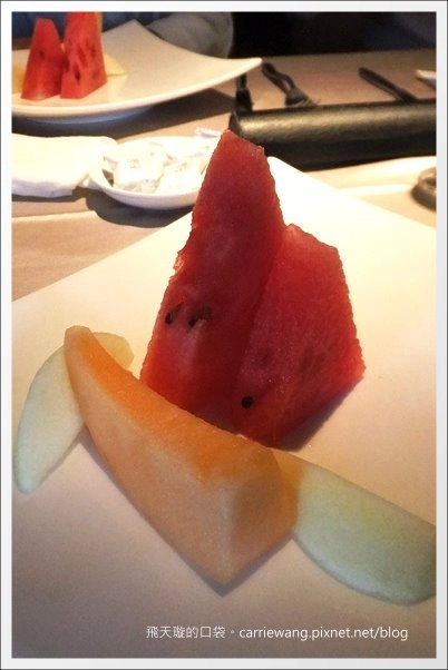 【台中牛排餐廳】王品台塑牛排。這一餐,滿滿的感動之情溢於言表啊! @飛天璇的口袋 【台中牛排餐廳】王品台塑牛排。這一餐,滿滿的感動之情溢於言表啊! @飛天璇的口袋