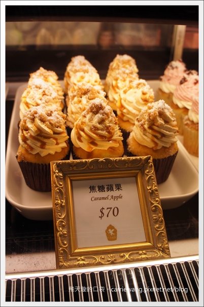 【台中蛋糕甜點】克勞蒂杯子蛋糕.Cloudy Cupcake@台中大遠百B2 @飛天璇的口袋 【台中蛋糕甜點】克勞蒂杯子蛋糕.Cloudy Cupcake@台中大遠百B2 @飛天璇的口袋