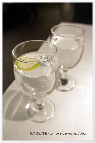 【台中合菜餐廳】鳥窩窩私房菜@台中大遠百11F。這天沒吃到薄片晾衣~ @飛天璇的口袋 【台中合菜餐廳】鳥窩窩私房菜@台中大遠百11F。這天沒吃到薄片晾衣~ @飛天璇的口袋