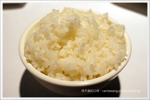 【台中合菜餐廳】鳥窩窩私房菜@台中大遠百11F。這天沒吃到薄片晾衣~ @飛天璇的口袋 【台中合菜餐廳】鳥窩窩私房菜@台中大遠百11F。這天沒吃到薄片晾衣~ @飛天璇的口袋