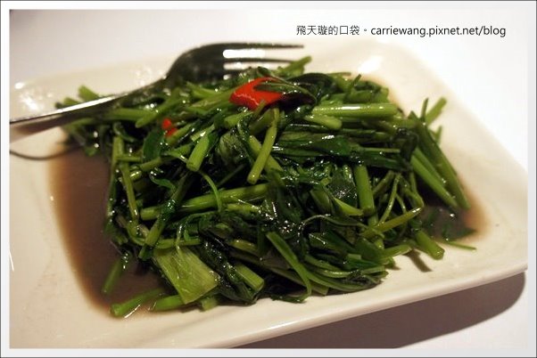 【台中合菜餐廳】鳥窩窩私房菜@台中大遠百11F。這天沒吃到薄片晾衣~ @飛天璇的口袋 【台中合菜餐廳】鳥窩窩私房菜@台中大遠百11F。這天沒吃到薄片晾衣~ @飛天璇的口袋