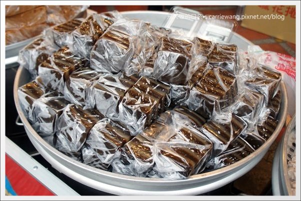 【大溪老街一日遊】必吃小吃美食推薦。林記麻粩+阿秋大湯圓+江記百年古早味花生糖+金字塔三角湯圓+黃大目豆干+陳媽媽月光餅 @飛天璇的口袋 【大溪老街一日遊】必吃小吃美食推薦。林記麻粩+阿秋大湯圓+江記百年古早味花生糖+金字塔三角湯圓+黃大目豆干+陳媽媽月光餅 @飛天璇的口袋