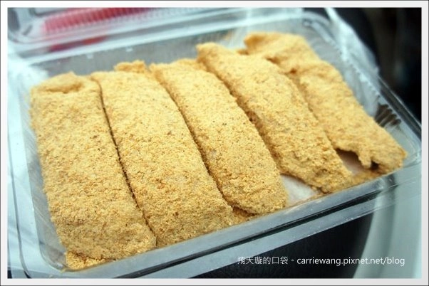 【大溪老街一日遊】必吃小吃美食推薦。林記麻粩+阿秋大湯圓+江記百年古早味花生糖+金字塔三角湯圓+黃大目豆干+陳媽媽月光餅 @飛天璇的口袋 【大溪老街一日遊】必吃小吃美食推薦。林記麻粩+阿秋大湯圓+江記百年古早味花生糖+金字塔三角湯圓+黃大目豆干+陳媽媽月光餅 @飛天璇的口袋