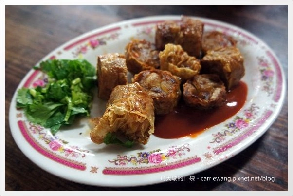 【大溪老街一日遊】必吃小吃美食推薦。林記麻粩+阿秋大湯圓+江記百年古早味花生糖+金字塔三角湯圓+黃大目豆干+陳媽媽月光餅 @飛天璇的口袋 【大溪老街一日遊】必吃小吃美食推薦。林記麻粩+阿秋大湯圓+江記百年古早味花生糖+金字塔三角湯圓+黃大目豆干+陳媽媽月光餅 @飛天璇的口袋