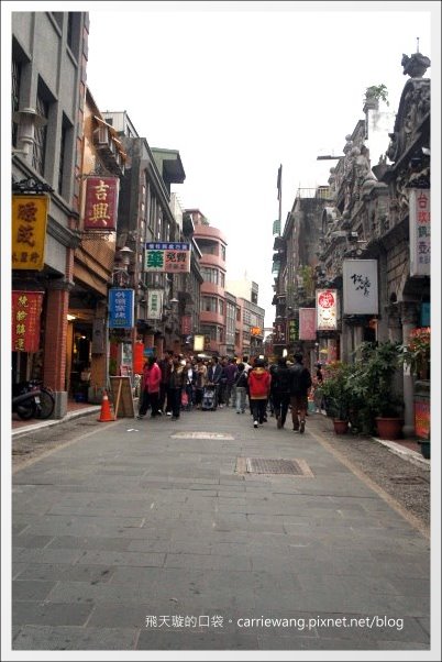 【大溪老街一日遊】必吃小吃美食推薦。林記麻粩+阿秋大湯圓+江記百年古早味花生糖+金字塔三角湯圓+黃大目豆干+陳媽媽月光餅 @飛天璇的口袋 【大溪老街一日遊】必吃小吃美食推薦。林記麻粩+阿秋大湯圓+江記百年古早味花生糖+金字塔三角湯圓+黃大目豆干+陳媽媽月光餅 @飛天璇的口袋