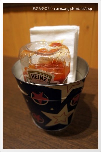 Burger Joint.7分SO朝富店:經典美食早午餐,讓人賴著不想走 @飛天璇的口袋 Burger Joint.7分SO朝富店:經典美食早午餐,讓人賴著不想走 @飛天璇的口袋