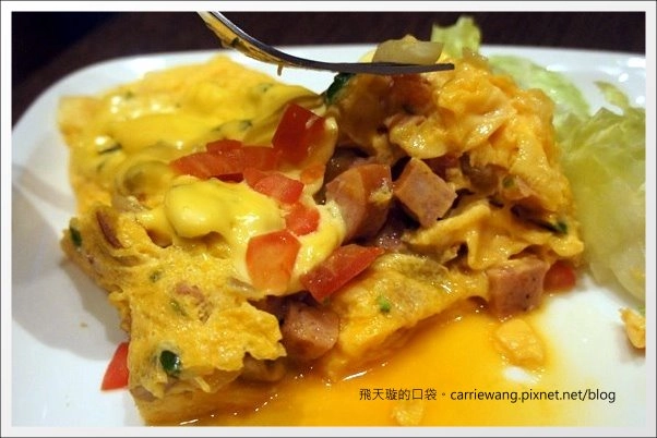 Burger Joint.7分SO朝富店:經典美食早午餐,讓人賴著不想走 @飛天璇的口袋 Burger Joint.7分SO朝富店:經典美食早午餐,讓人賴著不想走 @飛天璇的口袋