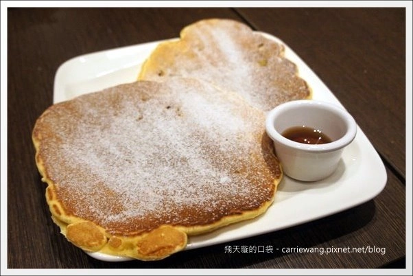 Burger Joint.7分SO朝富店:經典美食早午餐,讓人賴著不想走 @飛天璇的口袋 Burger Joint.7分SO朝富店:經典美食早午餐,讓人賴著不想走 @飛天璇的口袋