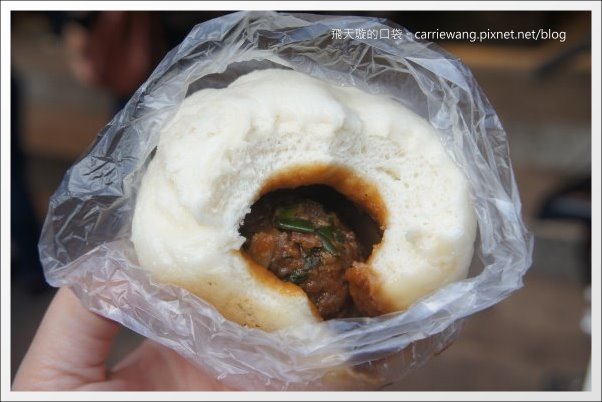 【中壢中原夜市】必吃小吃美食推薦。包甲好蔥燒包+皇后先生+御冠園鮮肉湯包+中原第一家麻辣豆腐+申園爆漿紅豆餅+高記老牌紅心粉圓+家鄉碳烤雞排 @飛天璇的口袋 【中壢中原夜市】必吃小吃美食推薦。包甲好蔥燒包+皇后先生+御冠園鮮肉湯包+中原第一家麻辣豆腐+申園爆漿紅豆餅+高記老牌紅心粉圓+家鄉碳烤雞排 @飛天璇的口袋