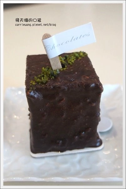 【台中蛋糕甜點】AGIO Chocolates。很有氣質的蛋糕 @飛天璇的口袋 【台中蛋糕甜點】AGIO Chocolates。很有氣質的蛋糕 @飛天璇的口袋