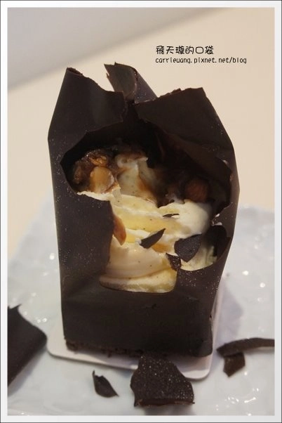 【台中蛋糕甜點】AGIO Chocolates。很有氣質的蛋糕 @飛天璇的口袋 【台中蛋糕甜點】AGIO Chocolates。很有氣質的蛋糕 @飛天璇的口袋