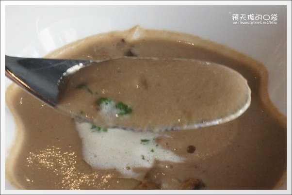 【台中美食推薦】法月當代法式料理。Fusion融合的創意料理,吃進嘴裡口口都是幸福! @飛天璇的口袋 【台中美食推薦】法月當代法式料理。Fusion融合的創意料理,吃進嘴裡口口都是幸福! @飛天璇的口袋