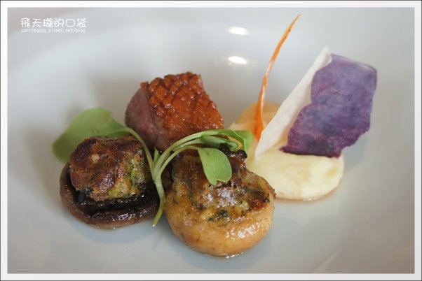 【台中美食推薦】法月當代法式料理。Fusion融合的創意料理,吃進嘴裡口口都是幸福! @飛天璇的口袋 【台中美食推薦】法月當代法式料理。Fusion融合的創意料理,吃進嘴裡口口都是幸福! @飛天璇的口袋