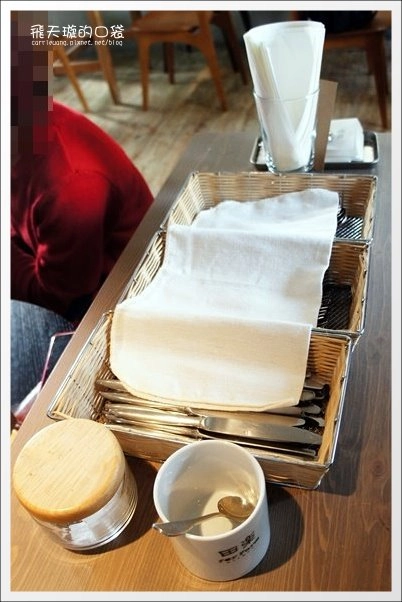 【台中美食】田樂.for Farm Burger。漢堡好吃,價格小貴! @飛天璇的口袋 【台中美食】田樂.for Farm Burger。漢堡好吃,價格小貴! @飛天璇的口袋