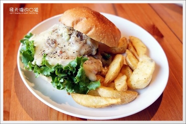 【台中美食】田樂.for Farm Burger。漢堡好吃,價格小貴! @飛天璇的口袋 【台中美食】田樂.for Farm Burger。漢堡好吃,價格小貴! @飛天璇的口袋