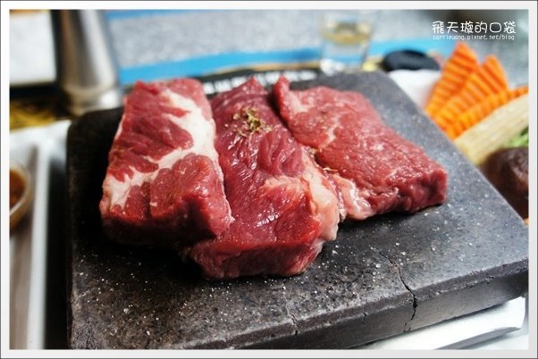 【台中美食推薦】凱恩斯岩燒餐廳@崇德店。體驗400℃的澳洲熱情 @飛天璇的口袋 【台中美食推薦】凱恩斯岩燒餐廳@崇德店。體驗400℃的澳洲熱情 @飛天璇的口袋