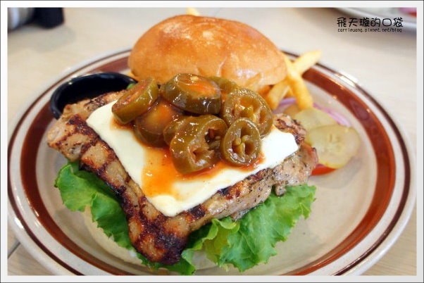 愛吃借口火烤漢堡專賣店.Hungry Jacob:台中好吃漢堡推薦! @飛天璇的口袋 愛吃借口火烤漢堡專賣店.Hungry Jacob:台中好吃漢堡推薦! @飛天璇的口袋