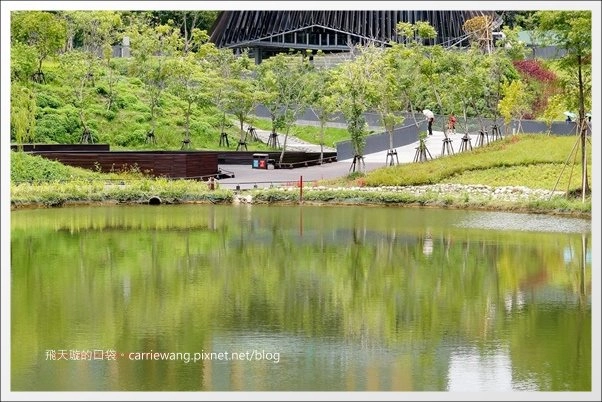 【台中西屯】秋紅谷生態公園:台中火紅新地標,美麗的約會聖地! @飛天璇的口袋 【台中西屯】秋紅谷生態公園:台中火紅新地標,美麗的約會聖地! @飛天璇的口袋