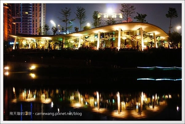 【台中西屯】秋紅谷生態公園:台中火紅新地標,美麗的約會聖地! @飛天璇的口袋 【台中西屯】秋紅谷生態公園:台中火紅新地標,美麗的約會聖地! @飛天璇的口袋