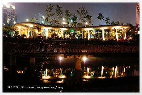 【台中西屯】秋紅谷生態公園:台中火紅新地標,美麗的約會聖地! @飛天璇的口袋 【台中西屯】秋紅谷生態公園:台中火紅新地標,美麗的約會聖地! @飛天璇的口袋