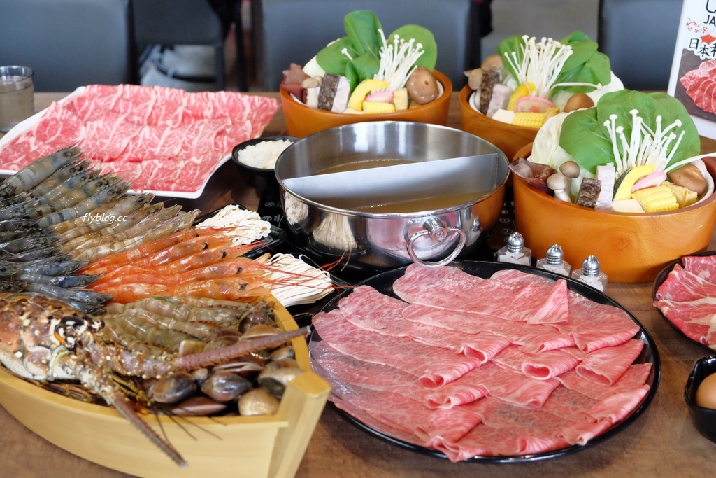 上官木桶鍋@台中朝富店┃台中西屯:北部以南第一間分店新開幕,甜蜜痛風鍋、大胃王套餐鍋霸氣上桌 @飛天璇的口袋 上官木桶鍋@台中朝富店┃台中西屯:北部以南第一間分店新開幕,甜蜜痛風鍋、大胃王套餐鍋霸氣上桌 @飛天璇的口袋