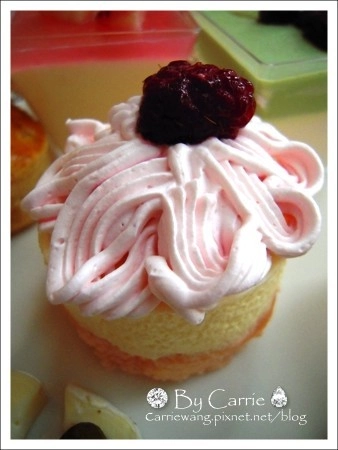 【台中下午茶】Häagen-Dazs@台中旗艦店 @飛天璇的口袋 【台中下午茶】Häagen-Dazs@台中旗艦店 @飛天璇的口袋