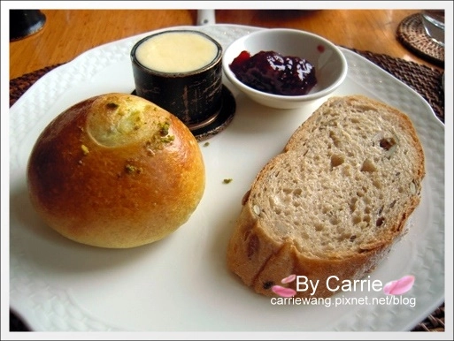 涵碧樓|日月潭涵碧樓東方餐廳午宴~到「涵碧樓」品嚐美食,遠眺日月潭美景 @飛天璇的口袋 涵碧樓|日月潭涵碧樓東方餐廳午宴~到「涵碧樓」品嚐美食,遠眺日月潭美景 @飛天璇的口袋