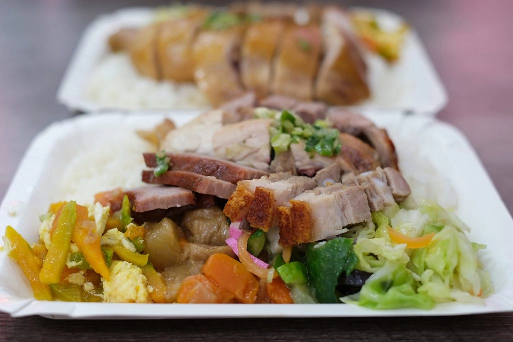 台中北屯|香港吉仕燒臘滷水.北平路超人氣燒臘便當,四寶飯和雞腿賣相好威 @飛天璇的口袋 台中北屯|香港吉仕燒臘滷水.北平路超人氣燒臘便當,四寶飯和雞腿賣相好威 @飛天璇的口袋