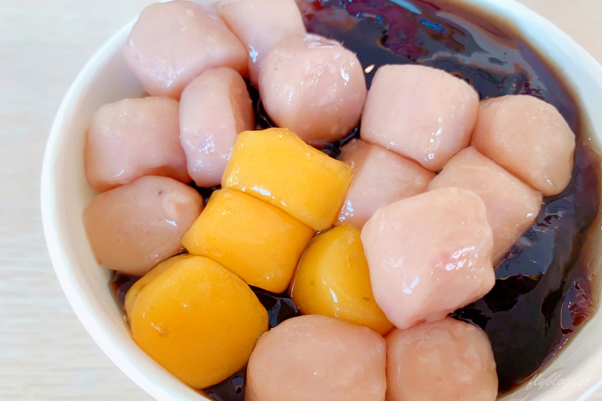 台中北屯｜東東芋圓．大坑超人氣排隊美食，三種配料一次滿足 @飛天璇的口袋