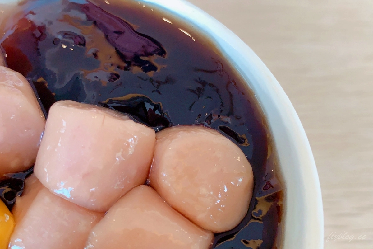 台中北屯｜東東芋圓．大坑超人氣排隊美食，三種配料一次滿足 @飛天璇的口袋