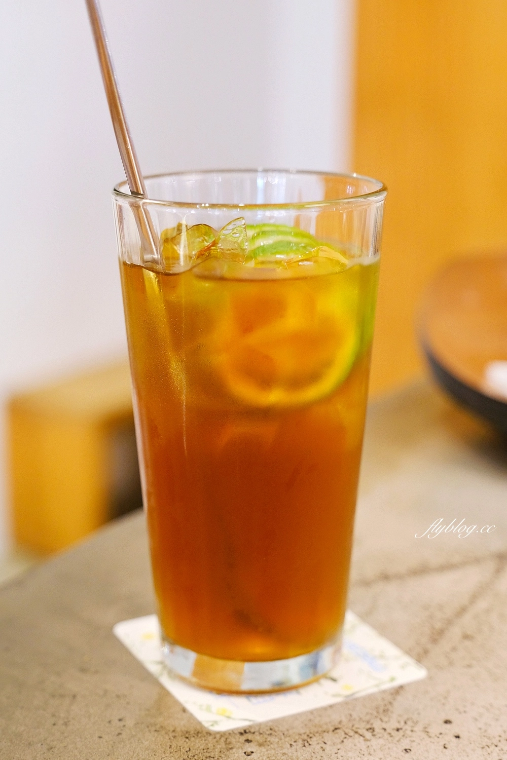 台中西屯｜目覺咖啡 mezamashikohi urban．日式無印良品風格目覺二店 @飛天璇的口袋