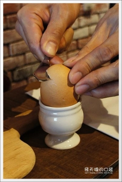 台中西區｜Juggler Cafe，台中道地澳式早午餐店推薦，隱身廣三SOGO百貨後方巷子內 @飛天璇的口袋