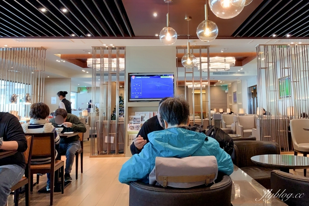 澳門路氹｜環亞機場貴賓室 Plaza Premium Lounge．澳門機場貴賓室，使用方式及餐點分享 @飛天璇的口袋