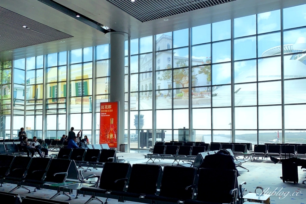 澳門路氹｜環亞機場貴賓室 Plaza Premium Lounge．澳門機場貴賓室，使用方式及餐點分享 @飛天璇的口袋