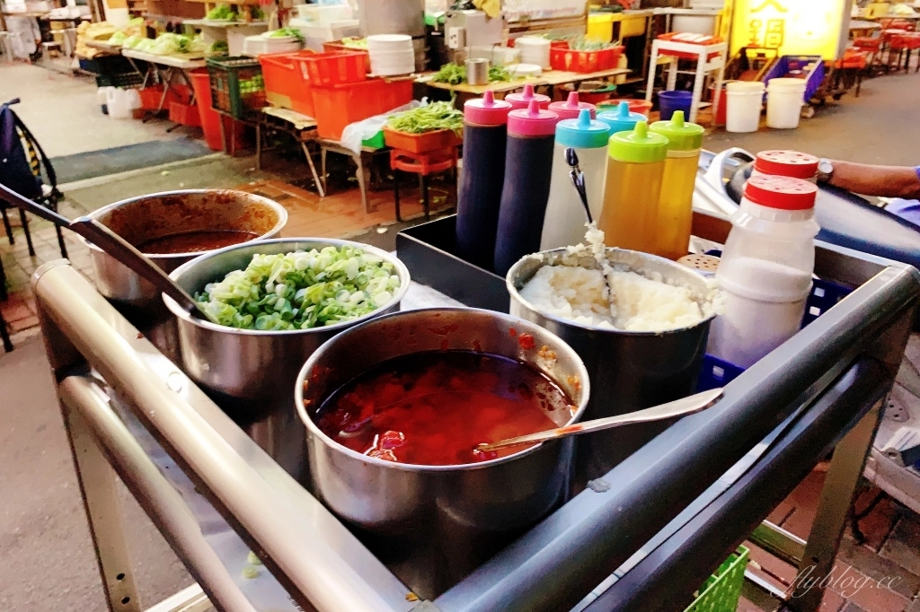 台中中區|台灣陳沙茶火鍋.電子街的隱藏版美食.很像在香港吃大排檔的感覺 @飛天璇的口袋 台中中區|台灣陳沙茶火鍋.電子街的隱藏版美食.很像在香港吃大排檔的感覺 @飛天璇的口袋