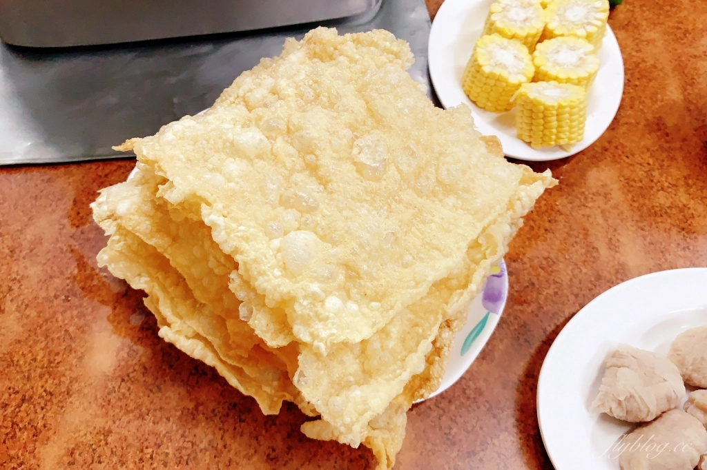 台中中區|台灣陳沙茶火鍋.電子街的隱藏版美食.很像在香港吃大排檔的感覺 @飛天璇的口袋 台中中區|台灣陳沙茶火鍋.電子街的隱藏版美食.很像在香港吃大排檔的感覺 @飛天璇的口袋