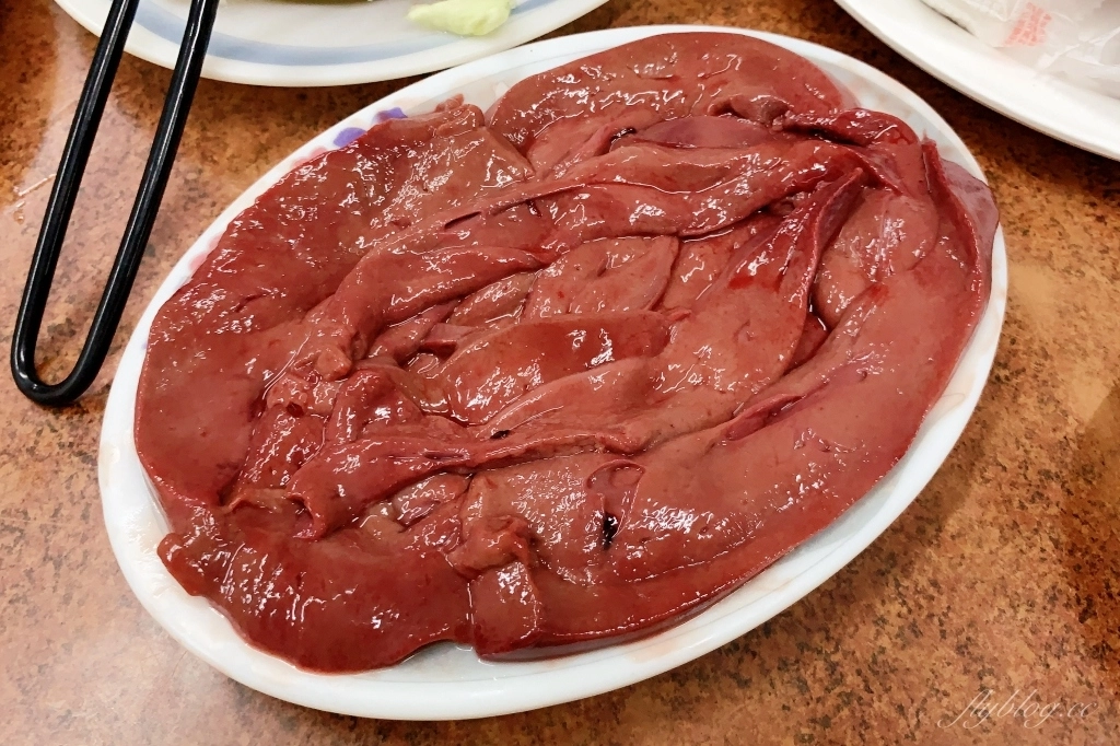 台中中區|台灣陳沙茶火鍋.電子街的隱藏版美食.很像在香港吃大排檔的感覺 @飛天璇的口袋 台中中區|台灣陳沙茶火鍋.電子街的隱藏版美食.很像在香港吃大排檔的感覺 @飛天璇的口袋