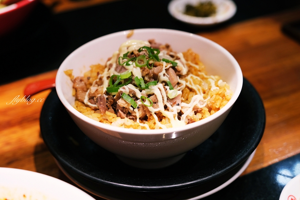 台中西屯｜Nagi豚骨拉麵 凪．東京拉麵大賞冠軍，每週都推出限定王 @飛天璇的口袋